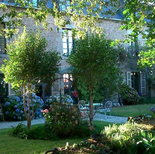 La Demeure Du Collectionneur Hotel Quintin photo