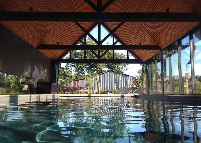 Domaine Du Grenier Bed & Breakfast Yffiniac photo