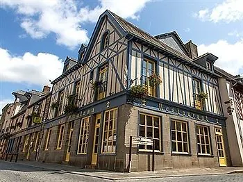 Auberge Du Cheval Blanc Chateaugiron photo