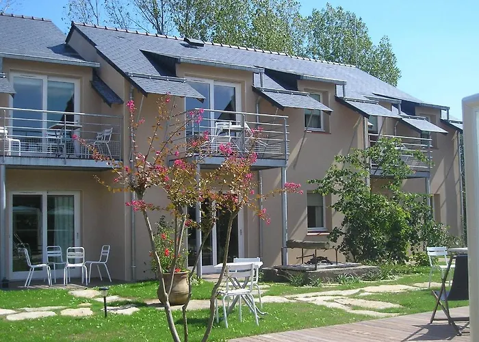 Logis Relais De Kergou Hotel Belz photo