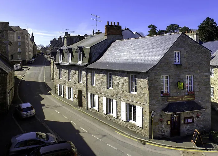Logis Hotel Du Commerce Quintin photo