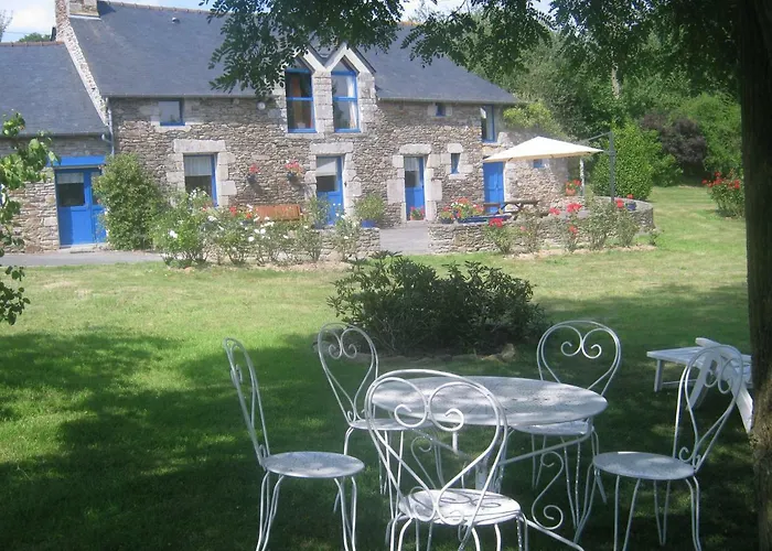 La Touche D'En Bas Hotel Plouguenast photo